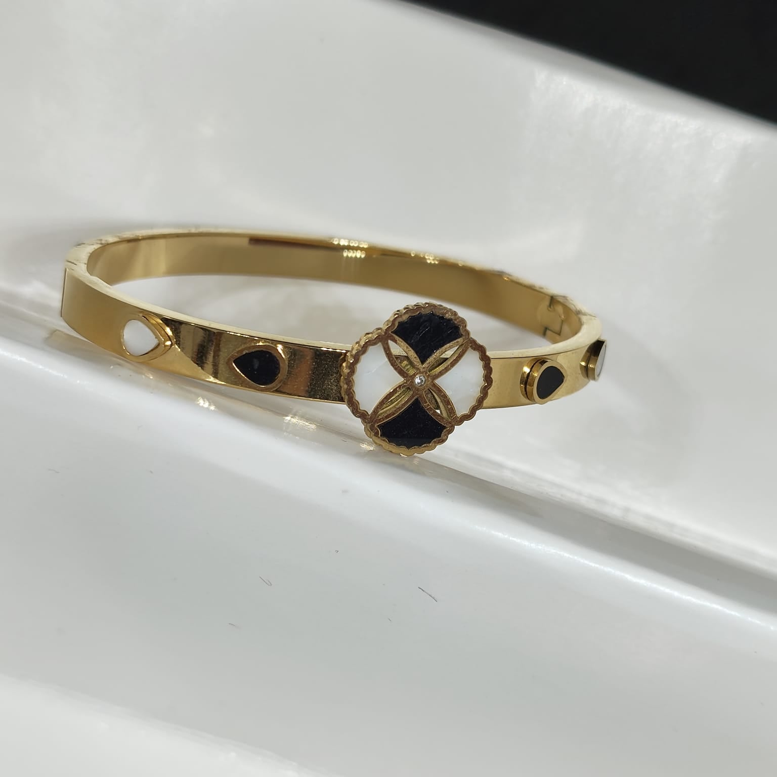 Anti Tarnish Bracelet