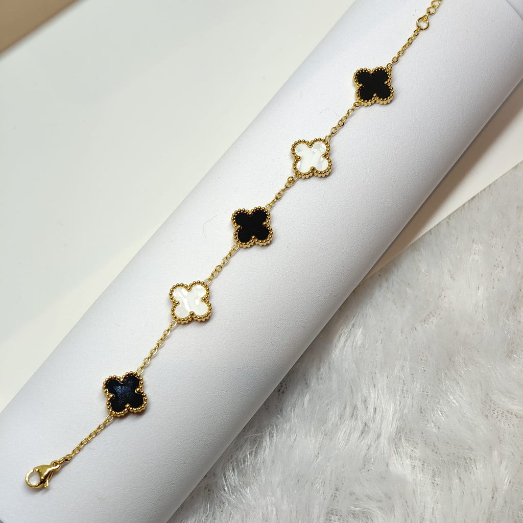 3 in 1 B/W clover Bracelet